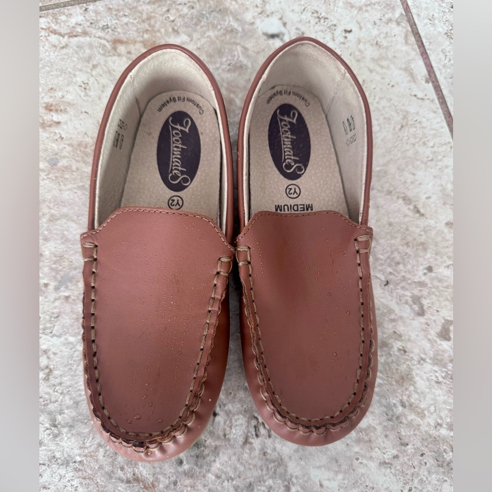 Sperry Kids Boat Shoes in Sahara. ⚓️